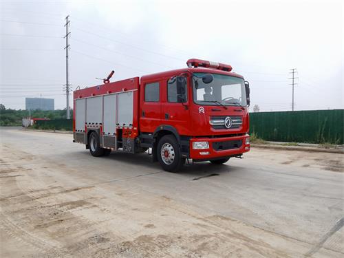 東風(fēng)D9水罐消防車 6.8噸(國六)
